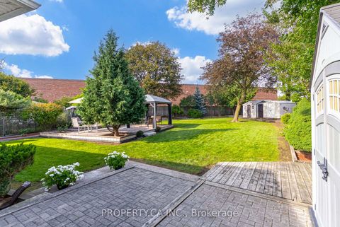 Photo 24 at 11 Barnsley Court, Maryvale, Toronto
