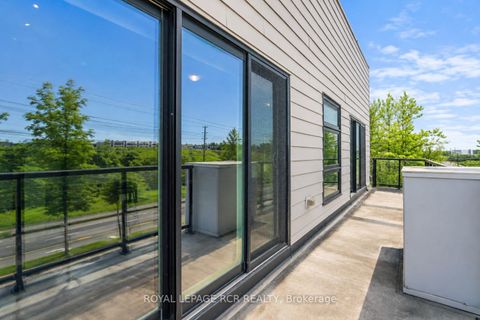 Photo 10 at 413 - 555 William Graham Drive, Rural Aurora, Aurora