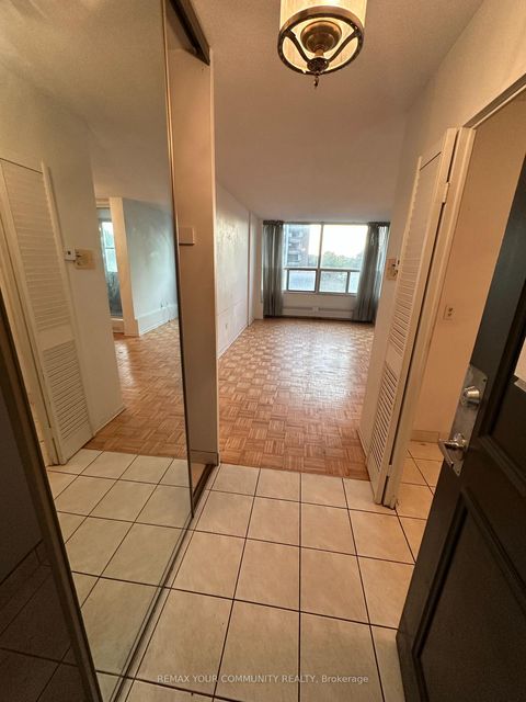 Photo 8 at 409 - 60 Pavane Linkway, Flemingdon Park, Toronto