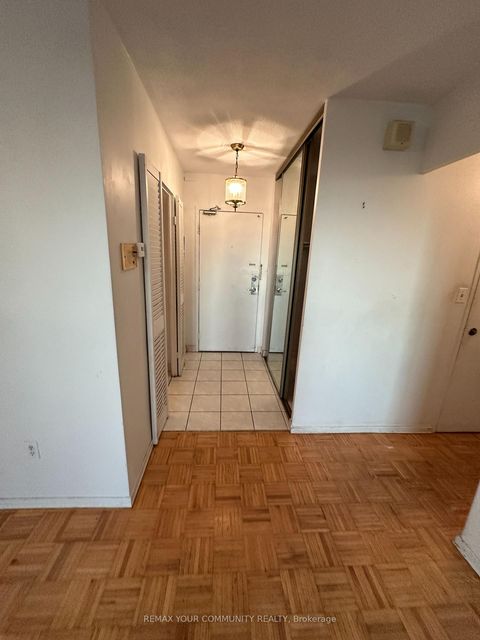 Photo 11 at 409 - 60 Pavane Linkway, Flemingdon Park, Toronto