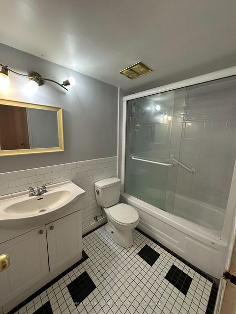 Photo 14 at 409 - 60 Pavane Linkway, Flemingdon Park, Toronto