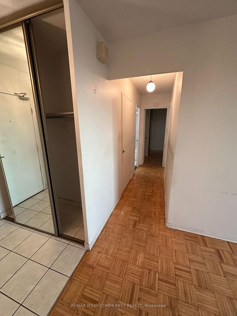 Photo 26 at 409 - 60 Pavane Linkway, Flemingdon Park, Toronto
