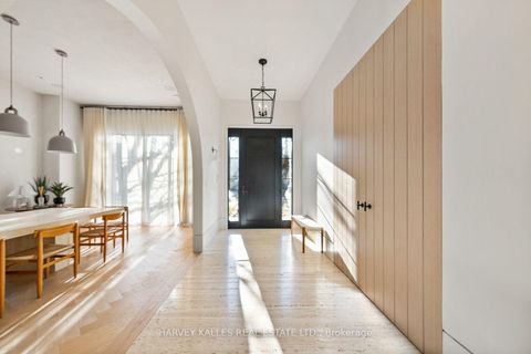 Photo 1 at 424 Lytton Boulevard, Lawrence Park South, Toronto
