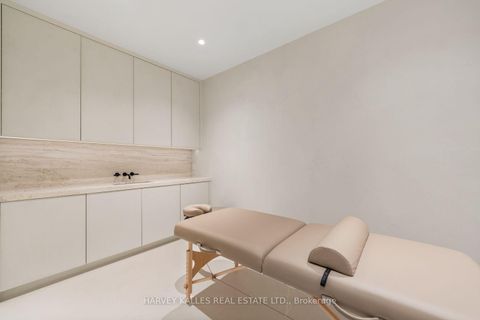 Photo 20 at 424 Lytton Boulevard, Lawrence Park South, Toronto