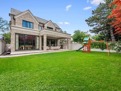 Photo 25 at 424 Lytton Boulevard, Lawrence Park South, Toronto