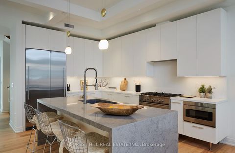 Photo 5 at 23B Lascelles Boulevard, St. Clair, Toronto