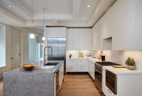 Photo 6 at 23B Lascelles Boulevard, St. Clair, Toronto