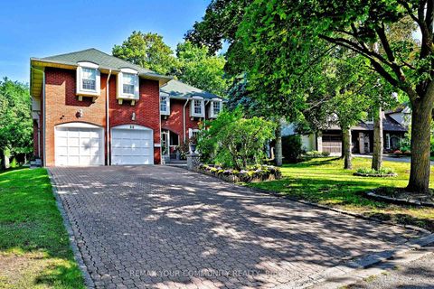 Photo 1 at 88 Cambridge Crescent, South Richvale, Richmond Hill