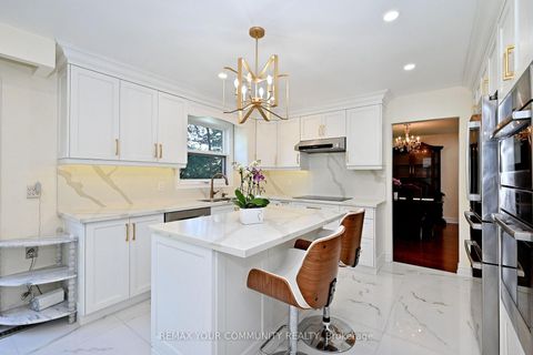 Photo 15 at 88 Cambridge Crescent, South Richvale, Richmond Hill