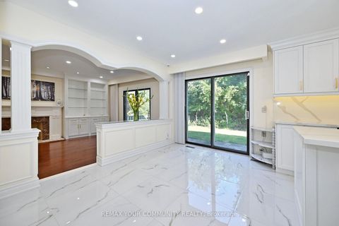 Photo 18 at 88 Cambridge Crescent, South Richvale, Richmond Hill