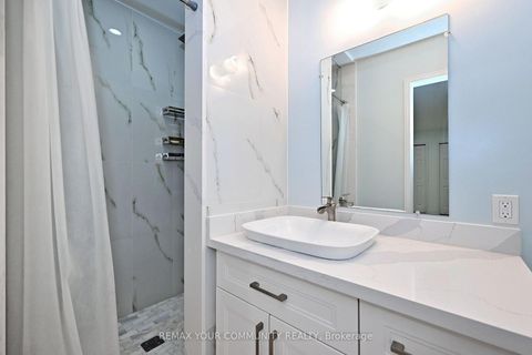 Photo 34 at 88 Cambridge Crescent, South Richvale, Richmond Hill