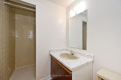 Photo 40 at 88 Cambridge Crescent, South Richvale, Richmond Hill