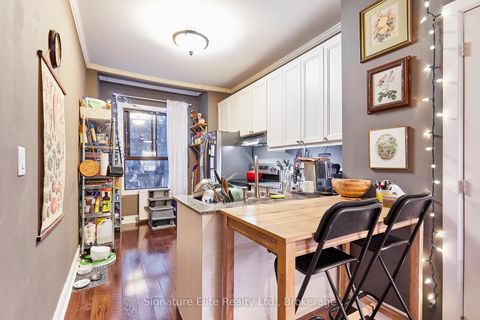 Photo 24 at 340 Pacific Avenue, Junction Area, Toronto