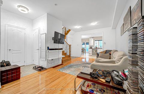 Photo 4 at 13 Flook Lane, Willowdale West, Toronto