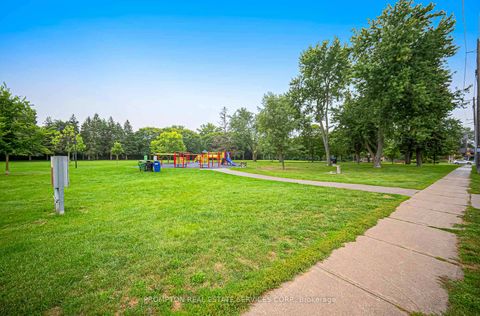 Photo 34 at 13 Flook Lane, Willowdale West, Toronto