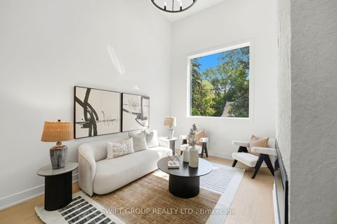 Photo 2 at 20 Boylen Street, Pelmo Park W4, Toronto