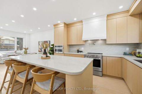 Photo 10 at 20 Boylen Street, Pelmo Park W4, Toronto