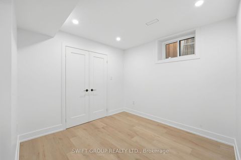 Photo 34 at 20 Boylen Street, Pelmo Park W4, Toronto