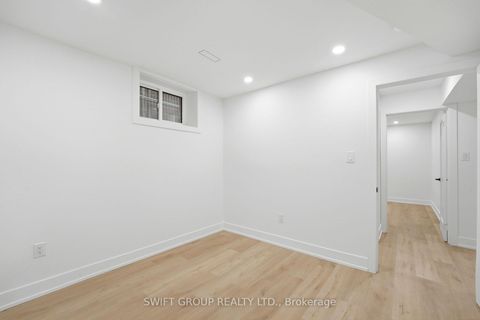 Photo 35 at 20 Boylen Street, Pelmo Park W4, Toronto