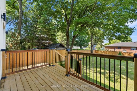 Photo 37 at 20 Boylen Street, Pelmo Park W4, Toronto