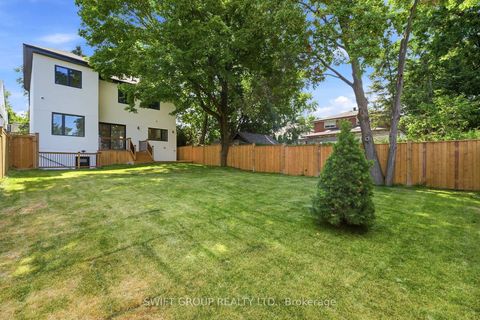 Photo 38 at 20 Boylen Street, Pelmo Park W4, Toronto