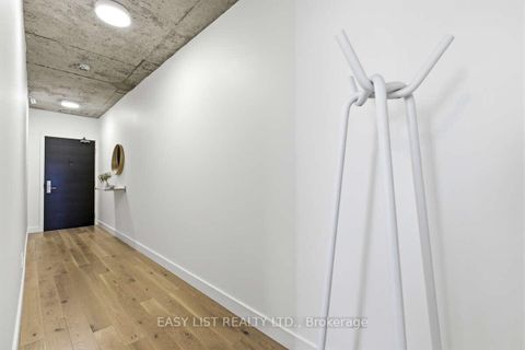 Photo 2 at 822 - 55 Stewart Street, Waterfront Communities C1, Toronto