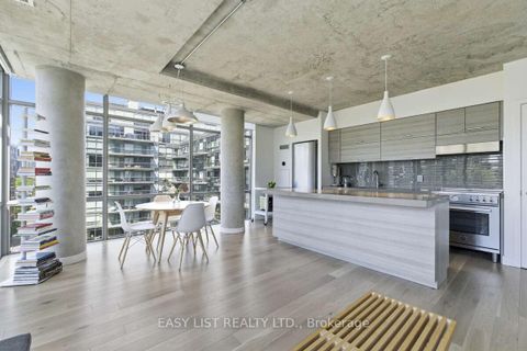 Photo 7 at 822 - 55 Stewart Street, Waterfront Communities C1, Toronto