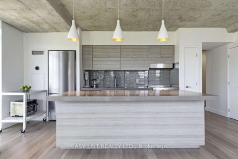Photo 8 at 822 - 55 Stewart Street, Waterfront Communities C1, Toronto