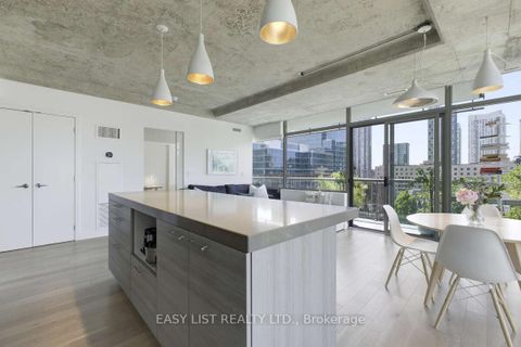 Photo 11 at 822 - 55 Stewart Street, Waterfront Communities C1, Toronto