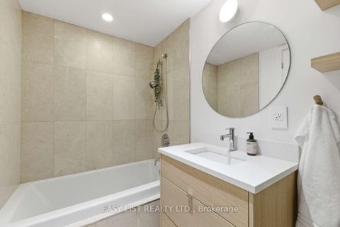 Photo 20 at 822 - 55 Stewart Street, Waterfront Communities C1, Toronto