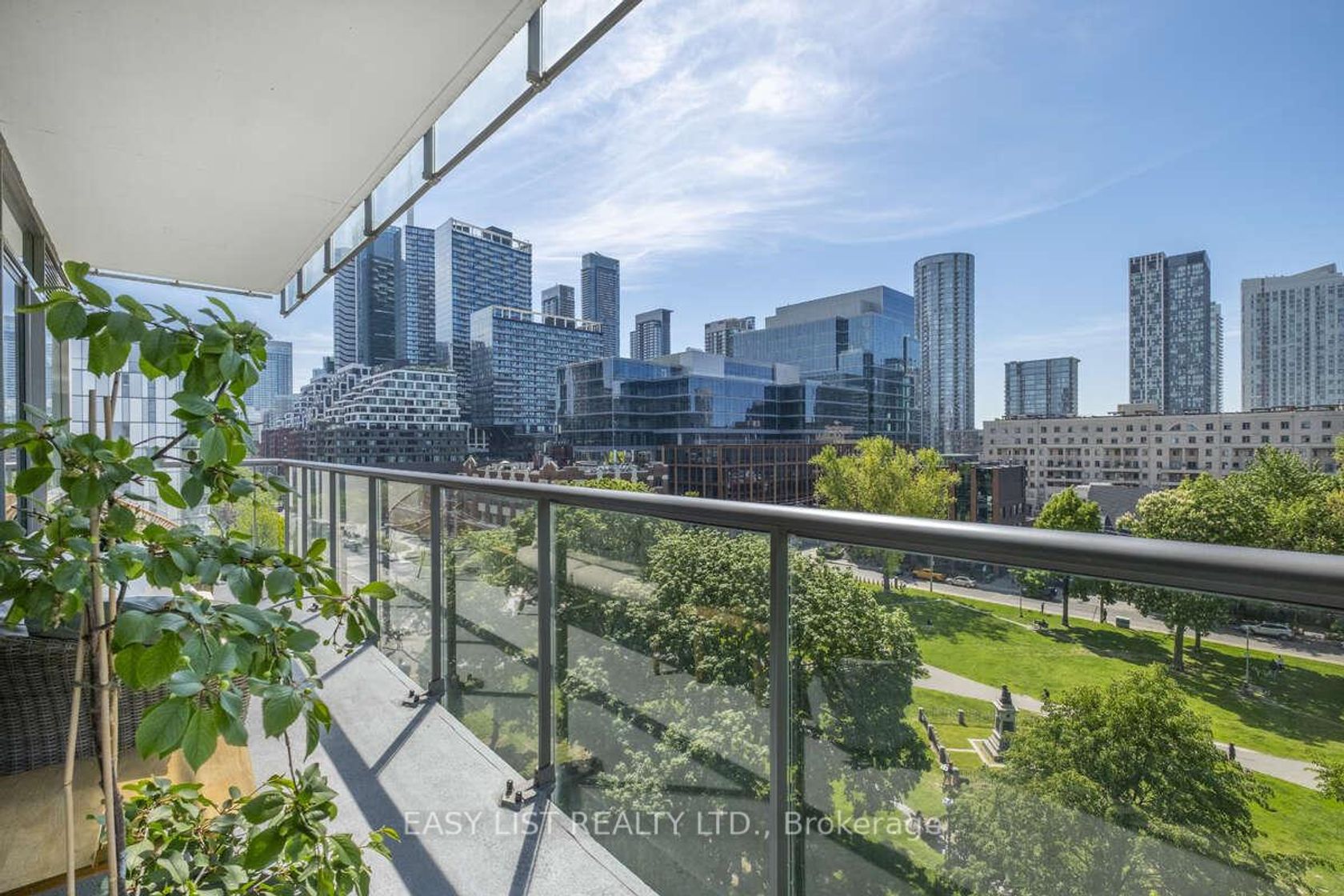 822 - 55 Stewart Street, Waterfront Communities C1, Toronto photo number 2