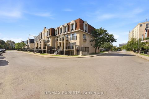 Photo 1 at 2025 - 85 George Appleton Way, CFB, Toronto