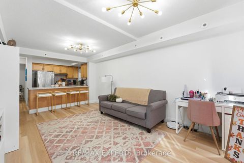 Photo 5 at 2025 - 85 George Appleton Way, CFB, Toronto