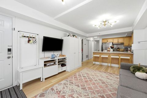 Photo 7 at 2025 - 85 George Appleton Way, CFB, Toronto