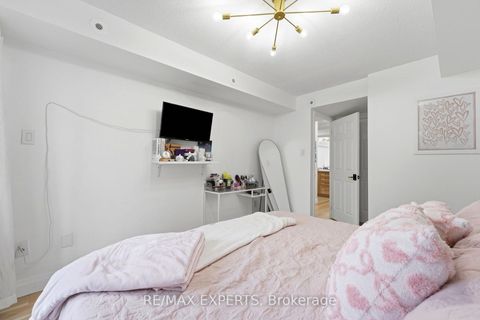 Photo 19 at 2025 - 85 George Appleton Way, CFB, Toronto