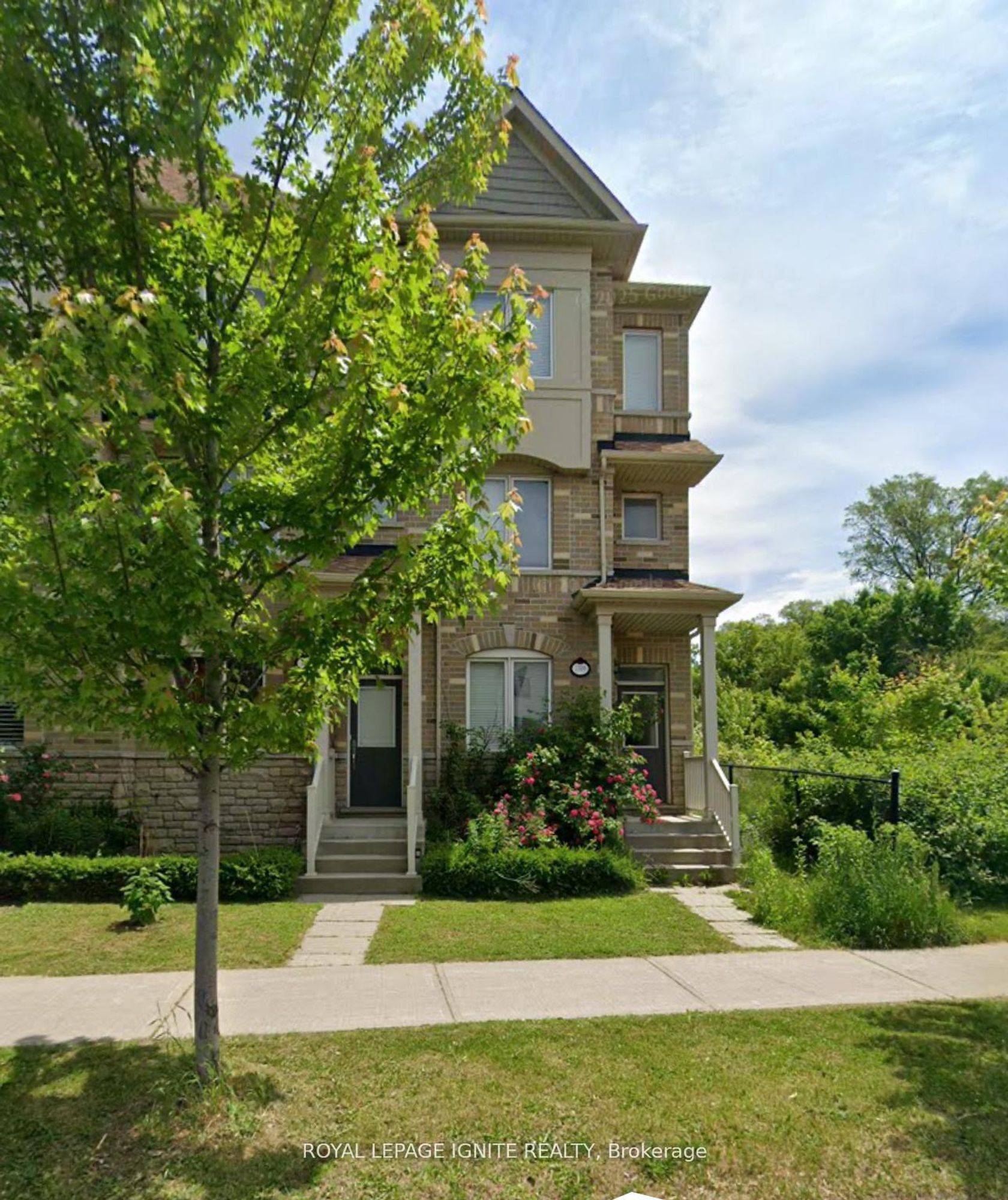 1309 Danforth Road, Eglinton East, Toronto photo number 2