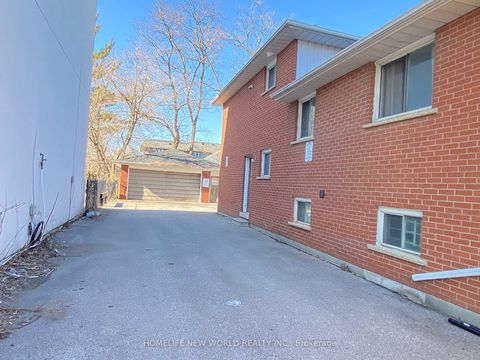 Photo 23 at 290 Sheppard Avenue W, Westgate, Toronto