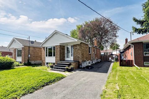 Photo 1 at 48 Frey Crescent, Maryvale, Toronto