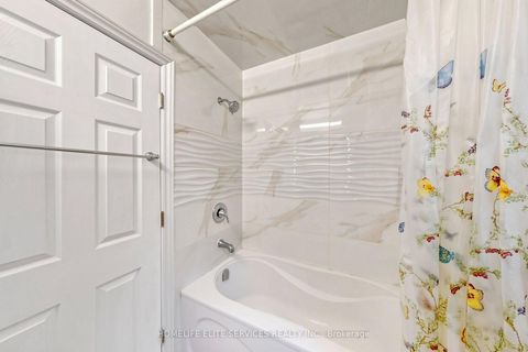 Photo 5 at 48 Frey Crescent, Maryvale, Toronto