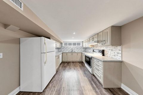 Photo 9 at 48 Frey Crescent, Maryvale, Toronto