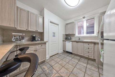 Photo 4 at 1336 Avenue Road, Lawrence Park South, Toronto