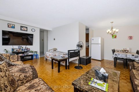 Photo 3 at 506 - 2645 Kipling Avenue, Jamestown, Toronto