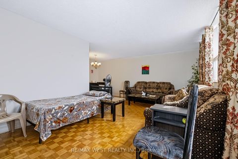 Photo 5 at 506 - 2645 Kipling Avenue, Jamestown, Toronto
