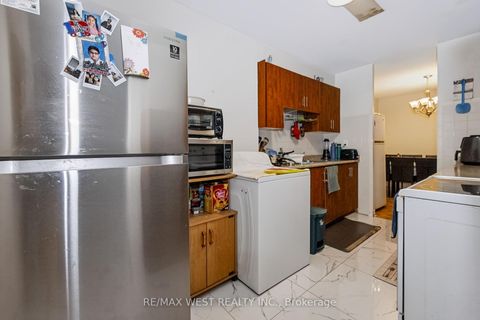 Photo 8 at 506 - 2645 Kipling Avenue, Jamestown, Toronto