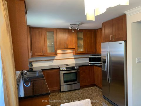 Photo 5 at 66 Dewlane Drive, Newtonbrook West, Toronto