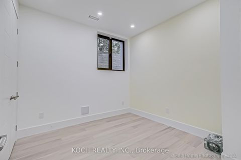 Photo 5 at 184 Falkirk Street, Nortown, Toronto
