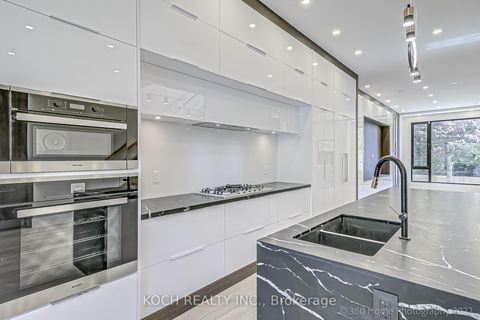 Photo 6 at 184 Falkirk Street, Nortown, Toronto