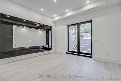 Photo 8 at 184 Falkirk Street, Nortown, Toronto