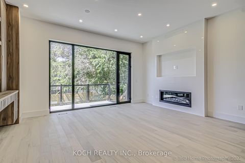 Photo 18 at 184 Falkirk Street, Nortown, Toronto