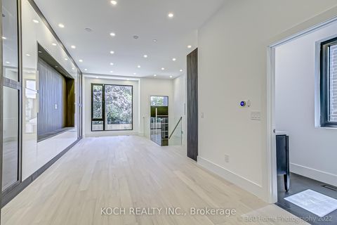 Photo 20 at 184 Falkirk Street, Nortown, Toronto
